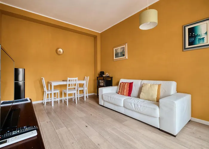 Just Urban Stays - Elegant 1-Br Flat In Solari Area - 2 Min Metro M4 Milano