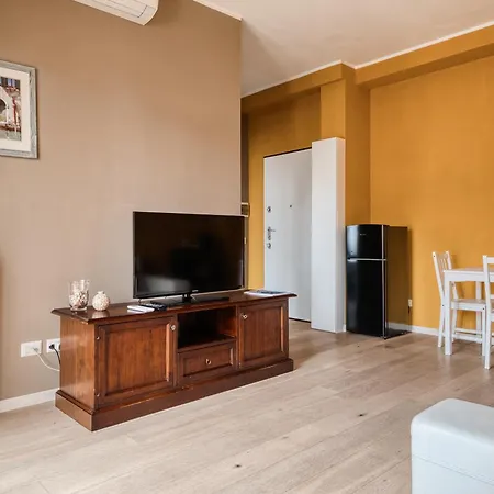 Just Urban - Elegant 1-br Flat In Solari Area - 2 Min Metro M4 * Milan
