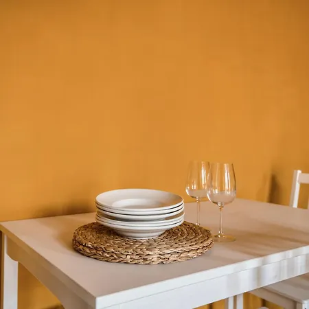 Just Urban - Elegant 1-br Flat In Solari Area - 2 Min Metro M4 Διαμέρισμα Μιλάνο