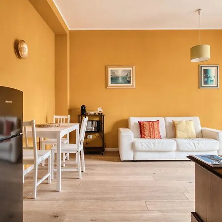 Διαμέρισμα Just Urban - Elegant 1-br Flat In Solari Area - 2 Min Metro M4 *